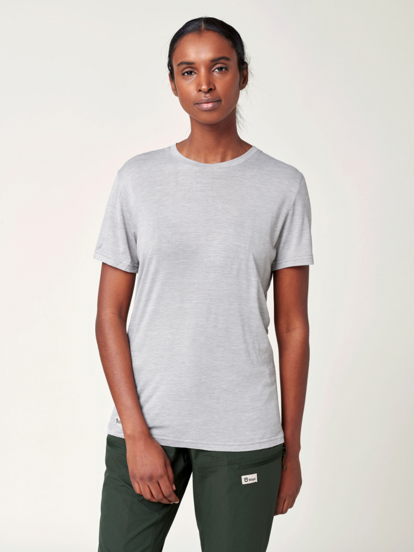 Women's Merino T-shirt - Light Grey i gruppen Dam / Tröjor - Dam / T-shirt - Dam hos Röyk (221110_r)