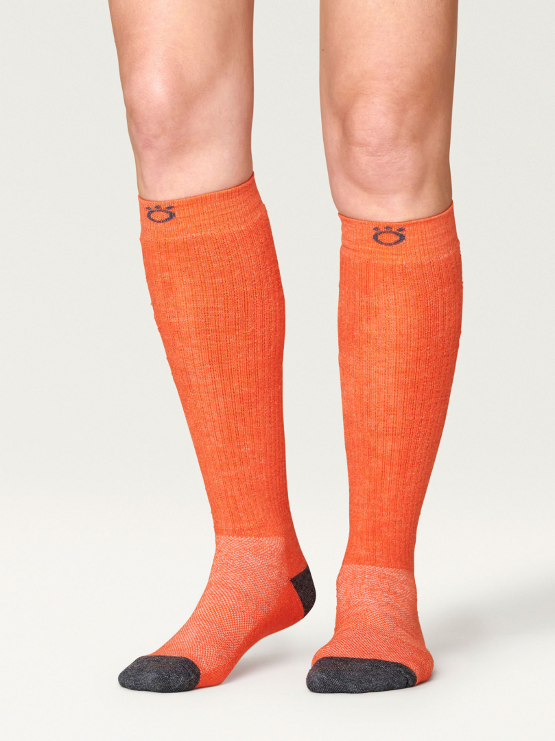 Hiker Merino Mid High Socks - Orange i gruppen Accessoarer / Strumpor / Vandringssockor hos Röyk (13107343436_r)