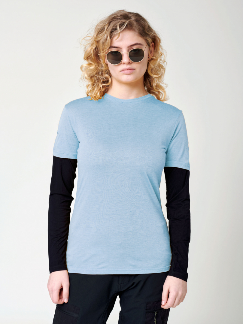 Women's Merino T-shirt - Light Blue i gruppen Dam / T-shirtar / Merinoull - Dam hos Röyk (2243190_r)